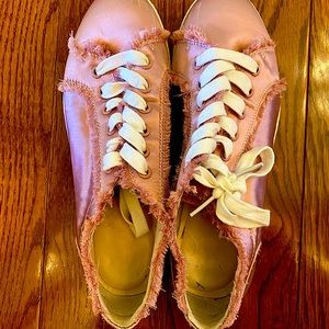 Libby Edelman shiny pink tennis shoes, used ⚡️💚